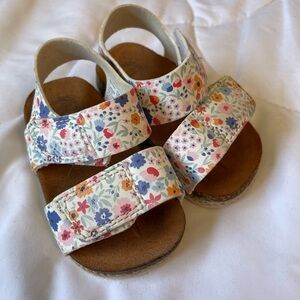 Baby floral sandal- size 2. Great condition!